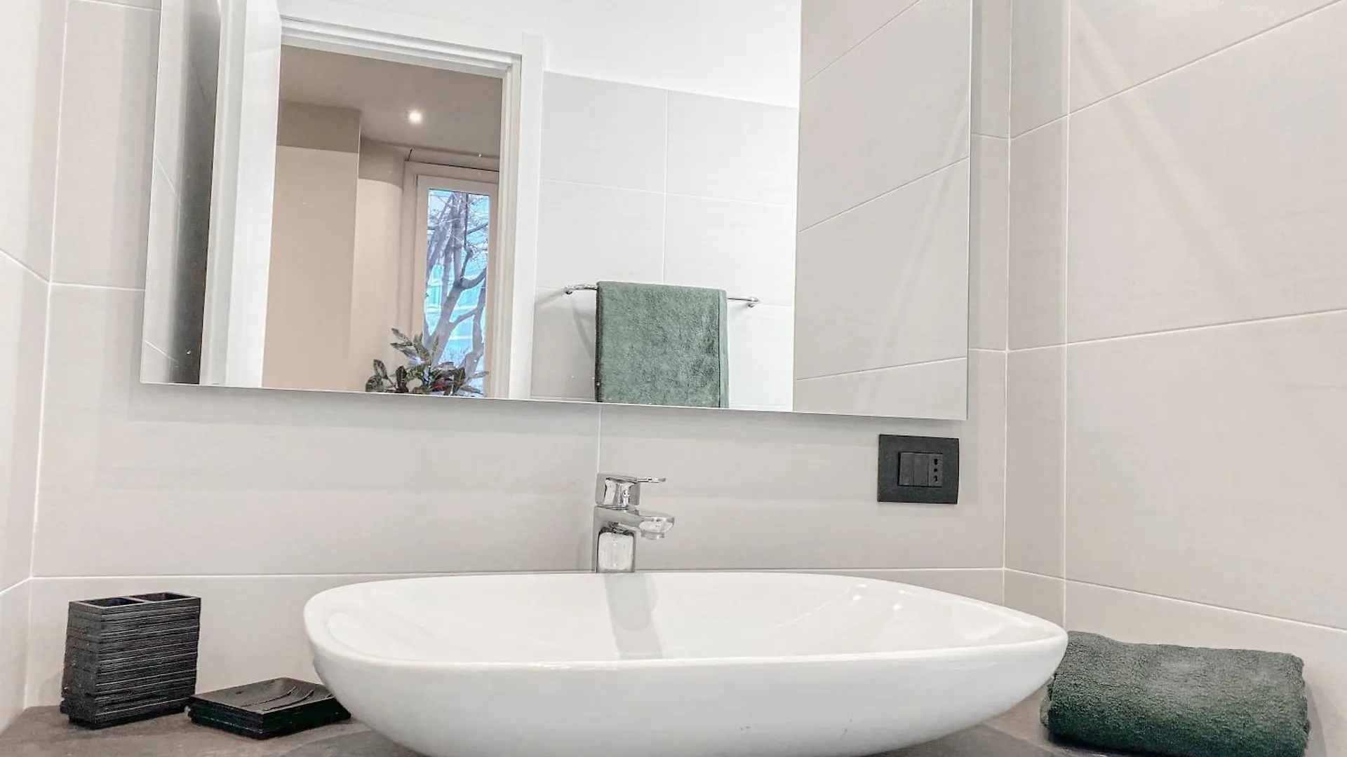 Paoli Suite Bosco Verticale - 15 Min From Duomo Milano