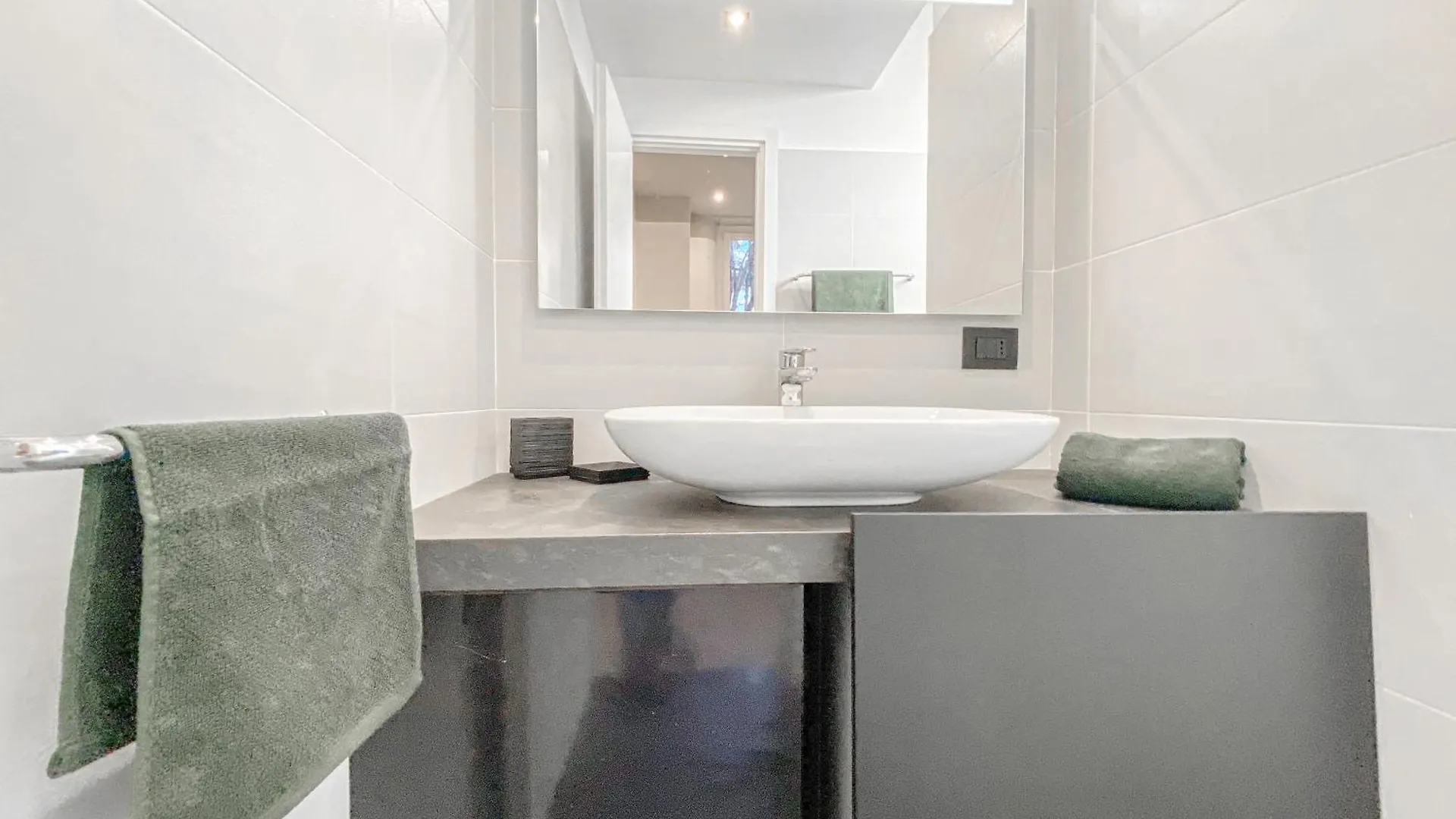Paoli Suite Bosco Verticale - 15 Min From Duomo Milano